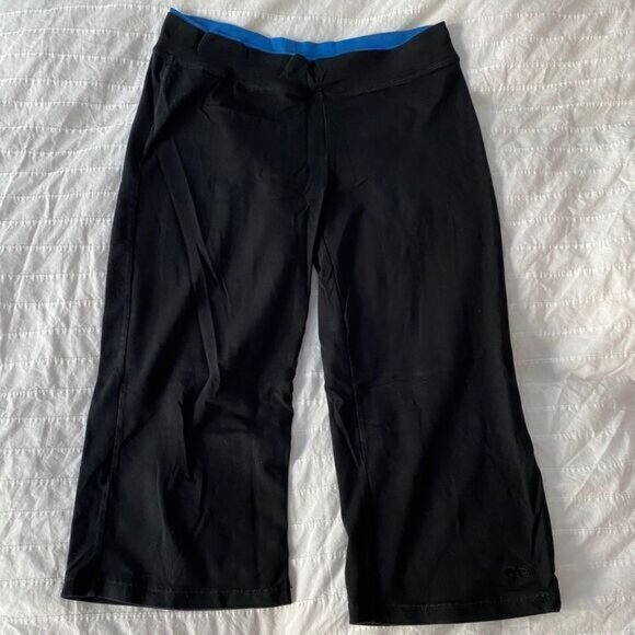 4/$20 Champion capri cropped workout pants - Picture 1 of 9